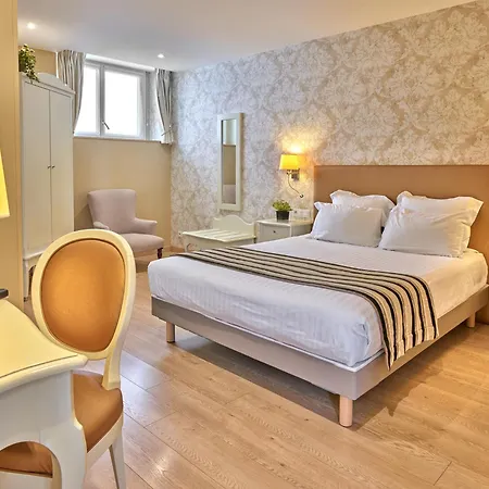De Guise Vieille Hotel 3*